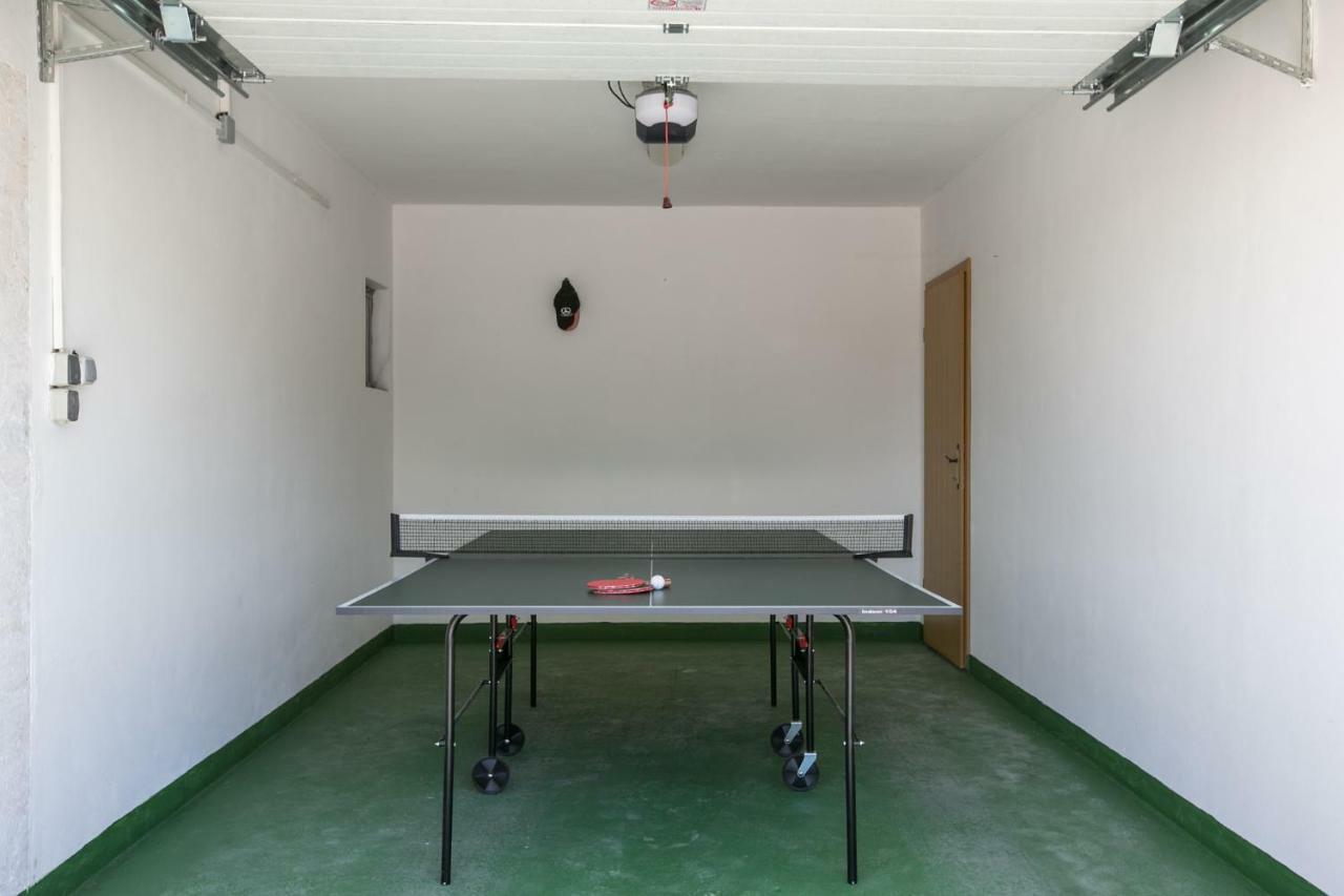 Holiday Home "Mala Kuca " With Heated Pool Pula Eksteriør billede